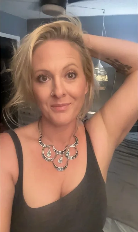 Reneequinnxxx OnlyFans Profile Reneequinnxxx OnlyFans blonde tattooed creator
