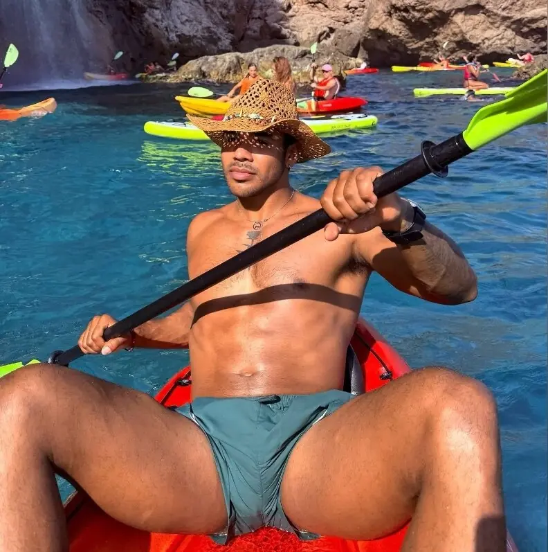 Riky OnlyFans creator with exclusive content
