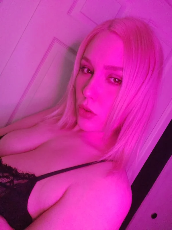 Ripleysweet OnlyFans Creator with captivating content