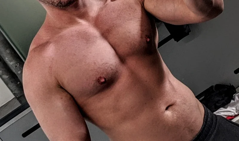 Rob_James_UK OnlyFans creator with exclusive content.