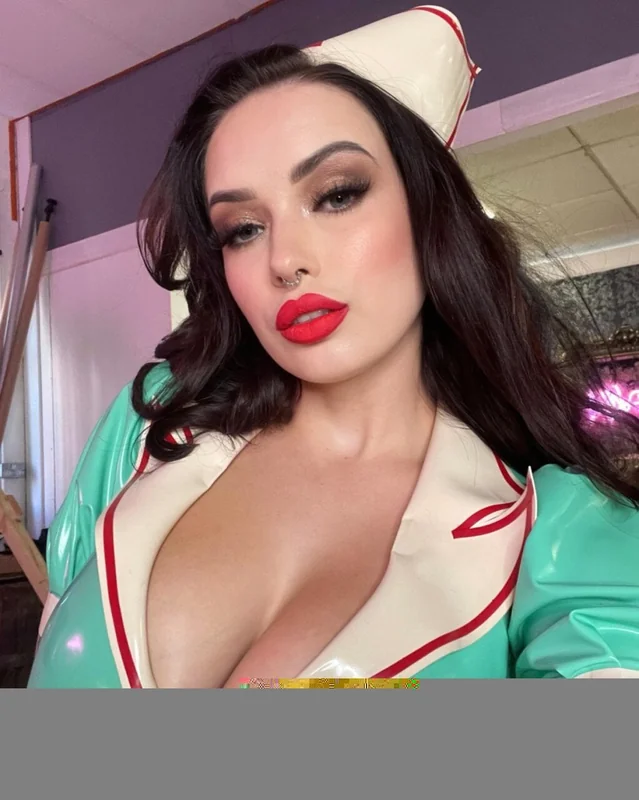 Miss Ruby Alexia- Your Dominant GF OnlyFans profile