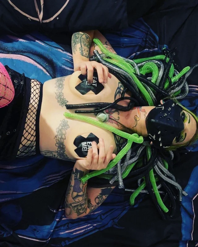 Ruby on OnlyFans - Unique artist and dancer