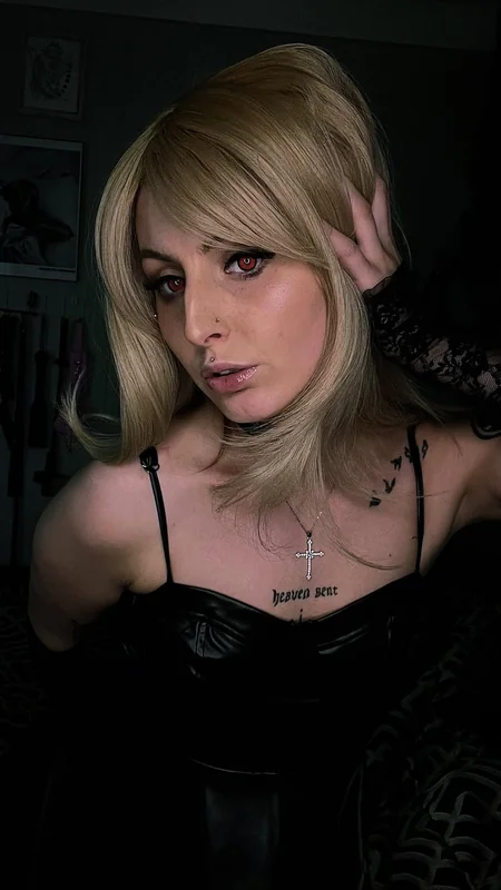 Angel Lynn OnlyFans Profile Angel Lynn OnlyFans tatted bisexual creator