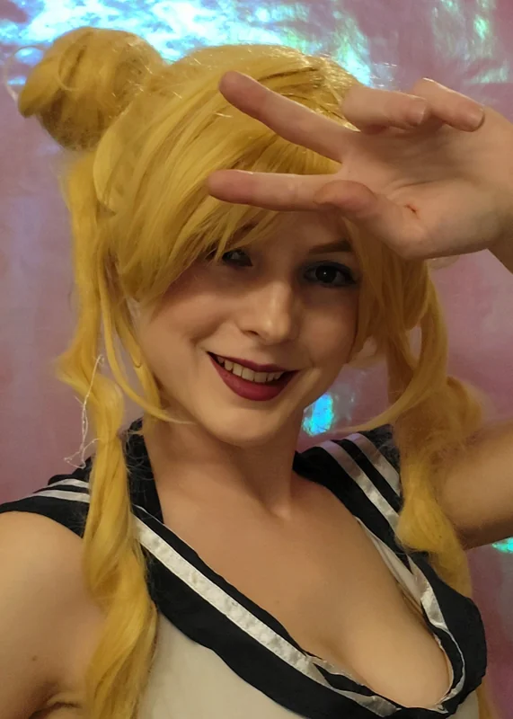 Sailor Moon (In the Flesh?) OnlyFans Cosplayer