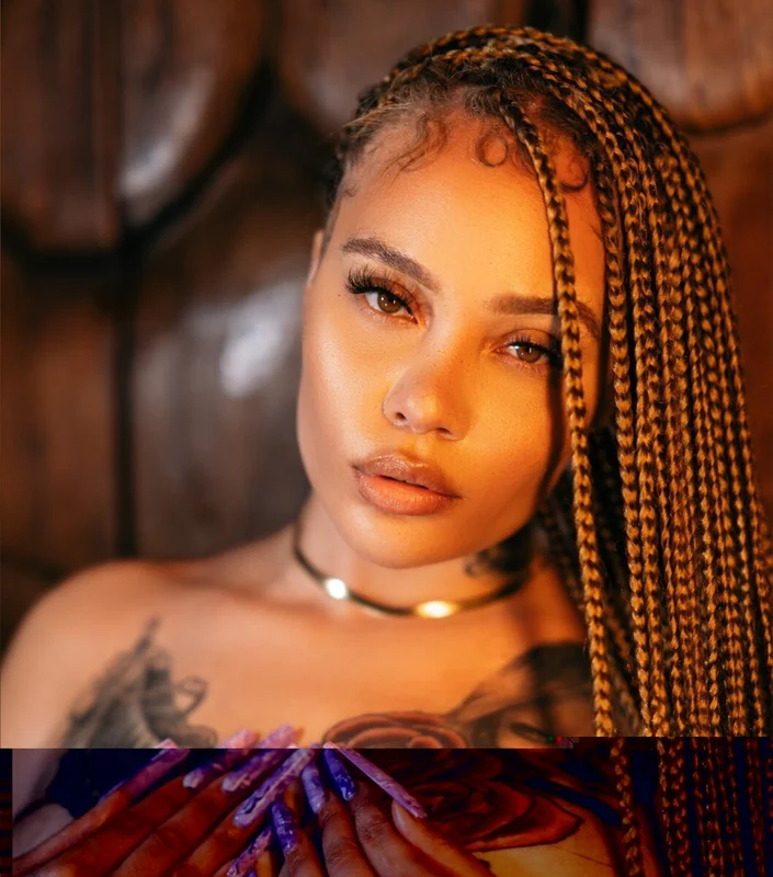 SARA GOLD FREE - OnlyFans Creator Profile Picture