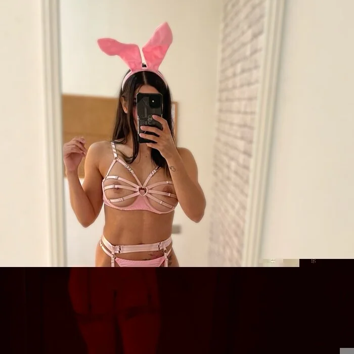 Sara Miller - OnlyFans Creator Profile Picture