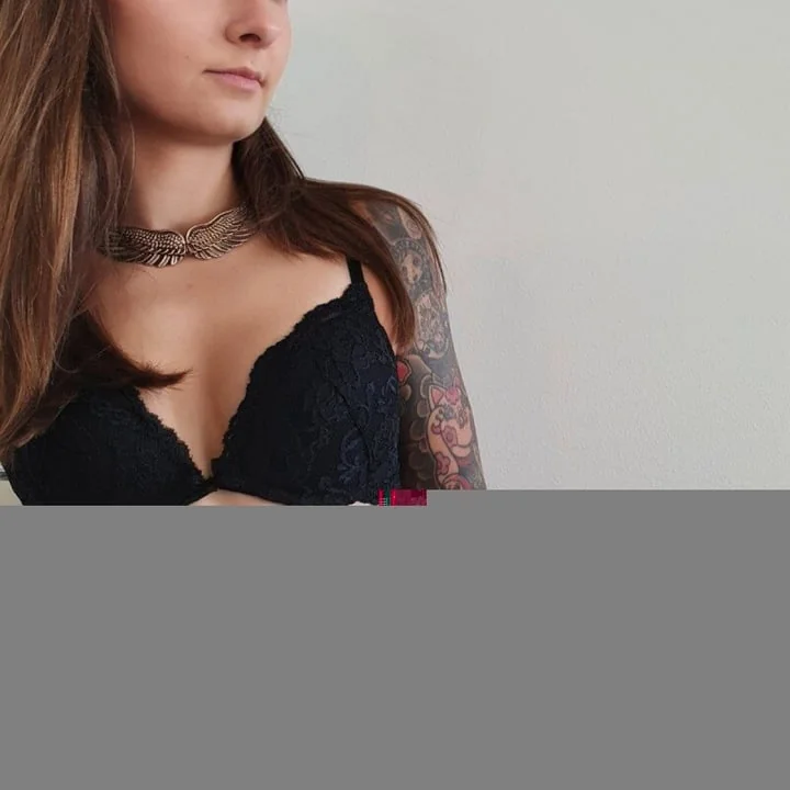 Sara OnlyFans profile