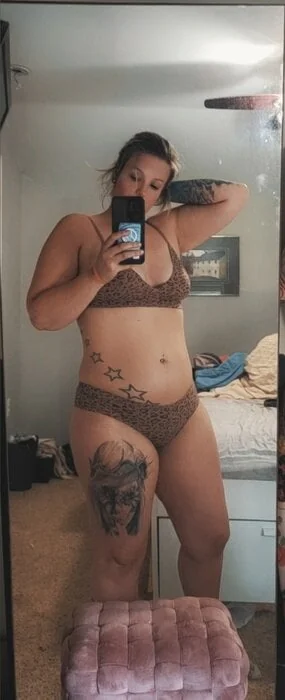 Sara Spanxxx OnlyFans creator with exclusive content