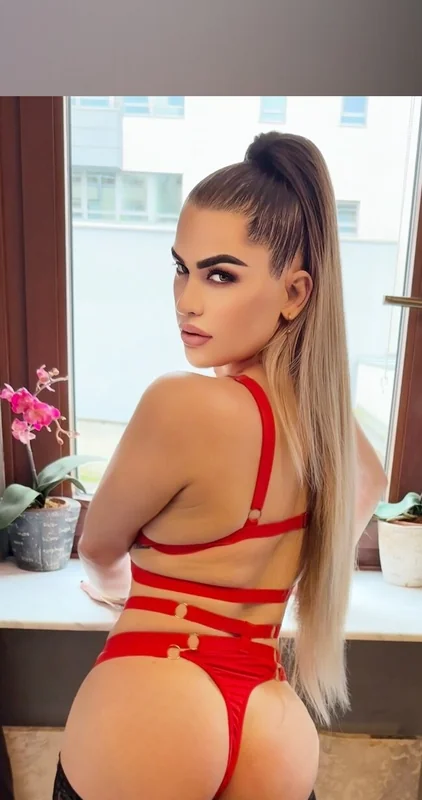 Sashabrasil OnlyFans profile picture - Swedish creator