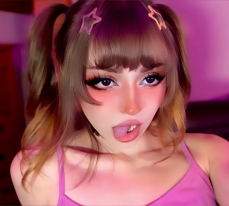 Sasha - OnlyFans Creator Profile Picture