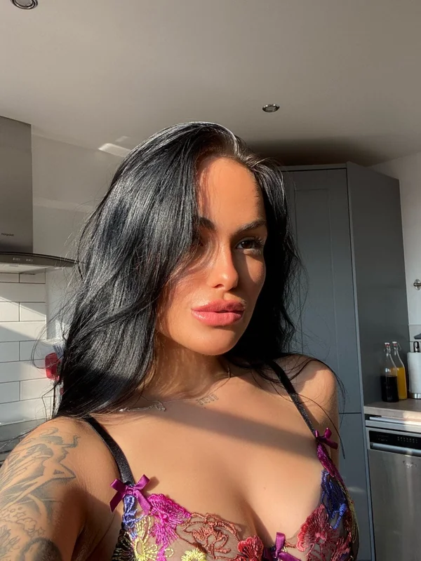 SASKIA JADE - OnlyFans Creator Profile Picture