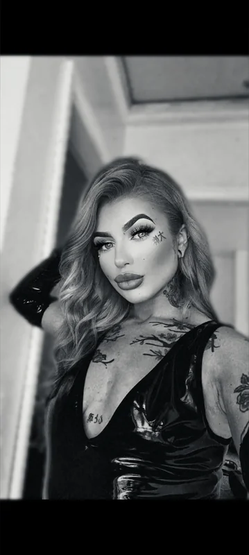 Sassycow OnlyFans Profile Sassycow OnlyFans tattooed creator with a cute personality