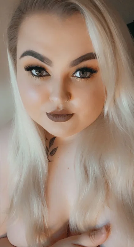 Savannah - OnlyFans Creator Profile Picture