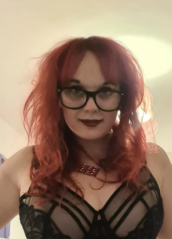 Scarlet Widow OnlyFans Profile Scarlet Widow OnlyFans burlesque performer