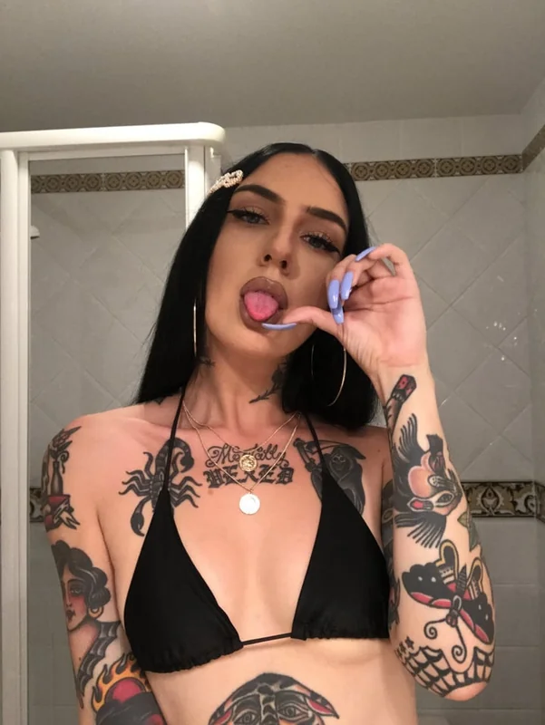 Scorpiobaby91 OnlyFans Dancer from UK