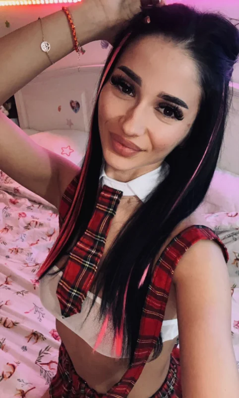 Sellena - OnlyFans Creator Profile Picture
