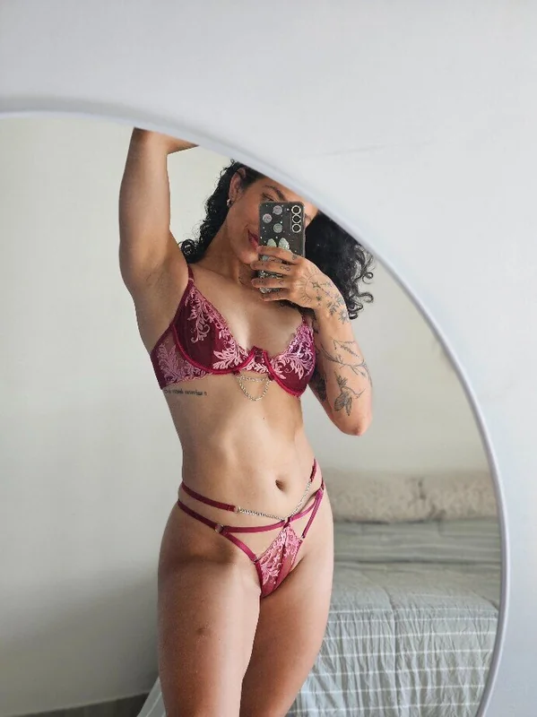 SERENA 5 OnlyFans profile