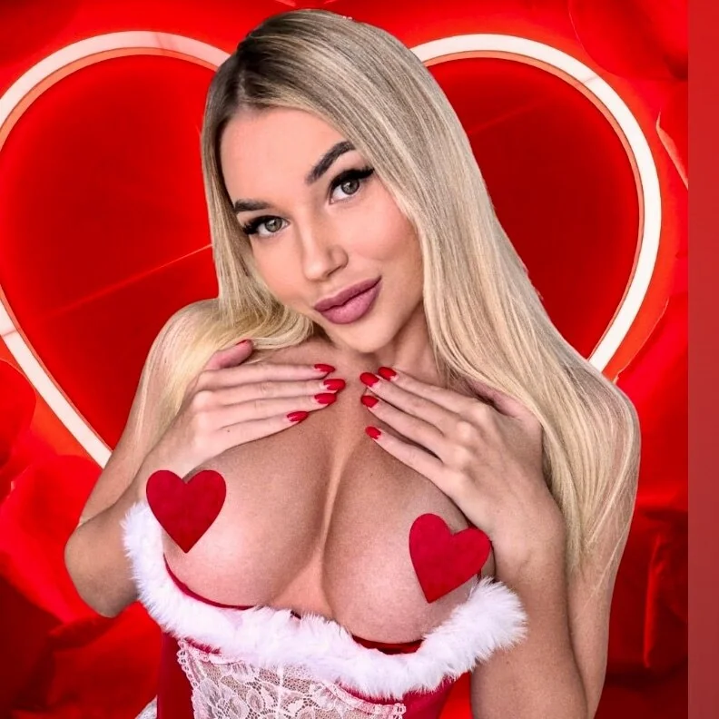 Unlocked NUDES on my wall OnlyFans profile