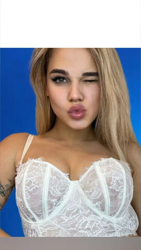 Stella_Glam OnlyFans Profile Image Stella_Glam OnlyFans Glamorous Blonde Bombshell
