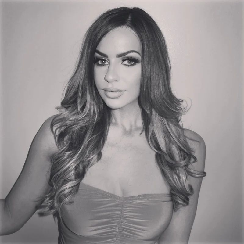 Skye OnlyFans creator sharing exclusive content