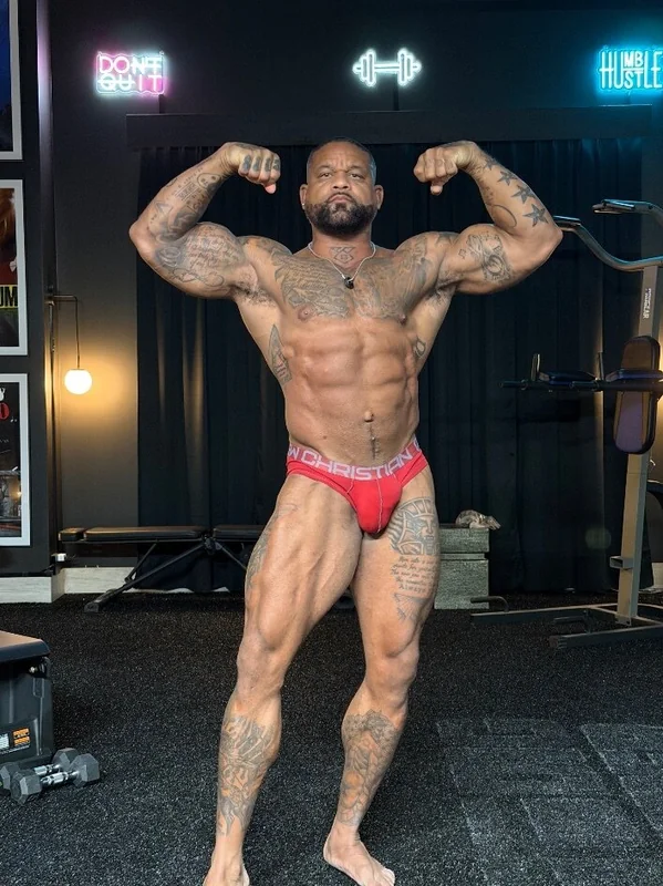 Shaun T OnlyFans Profile Shaun T OnlyFans creator with playful fitness content