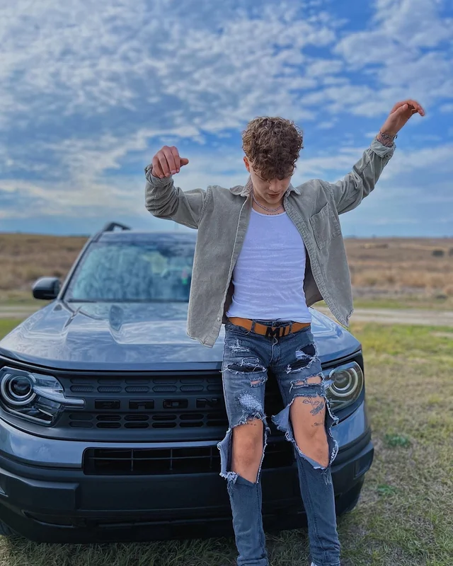 Shortstackshorty OnlyFans unique content creator
