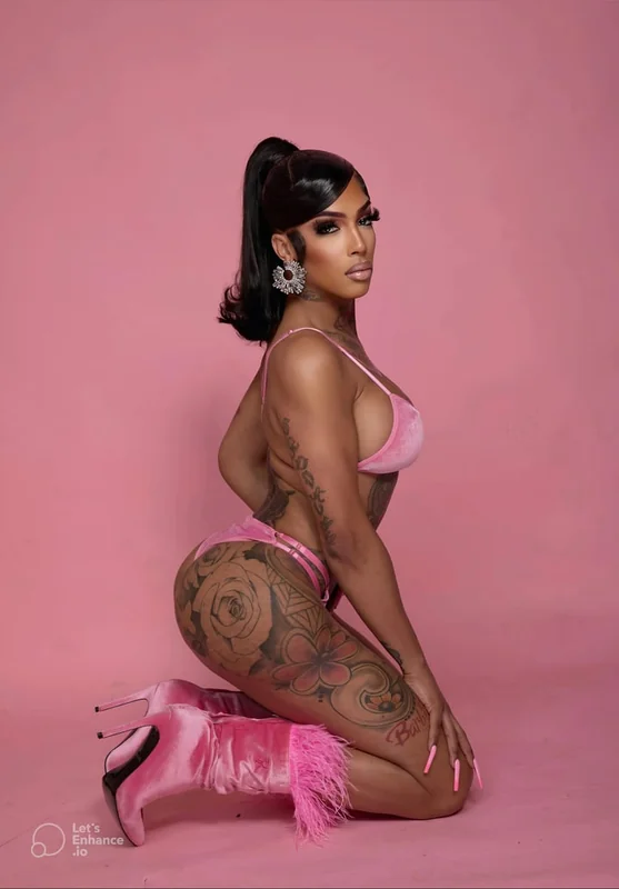 Spicy OnlyFans creator with glamorous appearance
