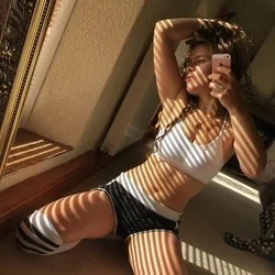 Silk OnlyFans Creator Silk OnlyFans creator with creative modeling