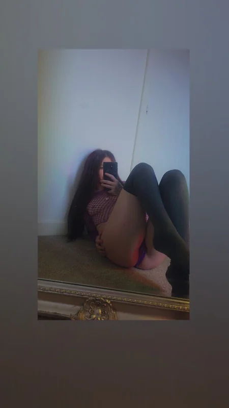 Simone 💜💀 OnlyFans creator with tattoos