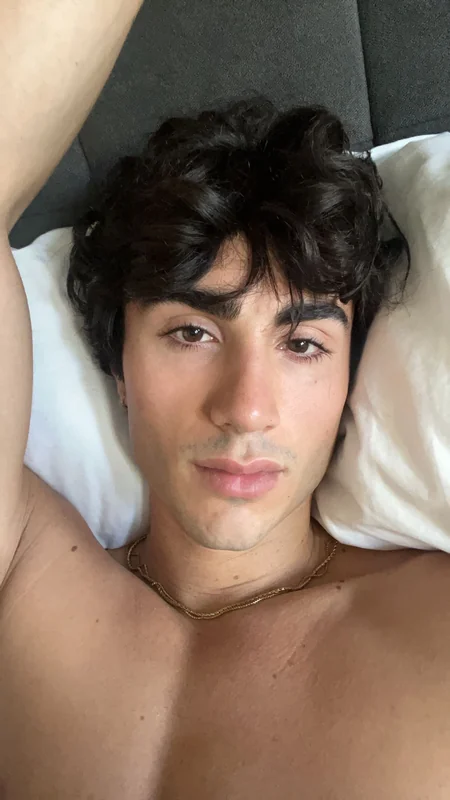 Sixxxpacksam OnlyFans Creator Sixxxpacksam OnlyFans creator with exclusive content