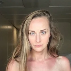 Play On OnlyFans Profile Play On OnlyFans artist performing