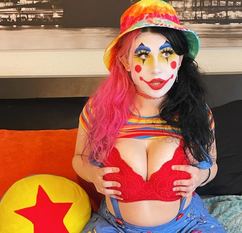 pixie mae puddles OnlyFans profile