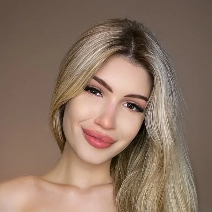 Sofia OnlyFans Profile Sofia OnlyFans glamorous blonde creator