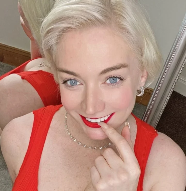 Sophiebarnesuk OnlyFans Creator Sophiebarnesuk OnlyFans hot British MILF creator