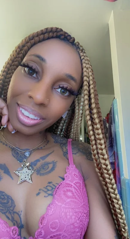 StarBangle2020 OnlyFans Creator StarBangle2020 OnlyFans tattooed blonde creator