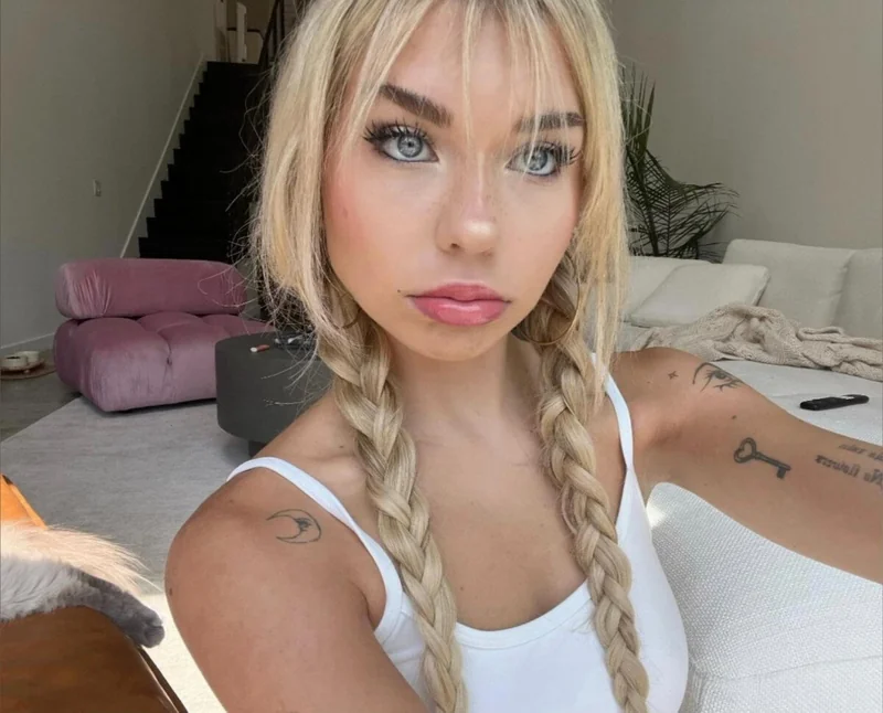 Starlet Stone OnlyFans Profile Starlet Stone OnlyFans creator with exclusive photos