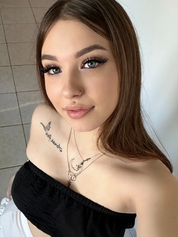 Stasya OnlyFans profile