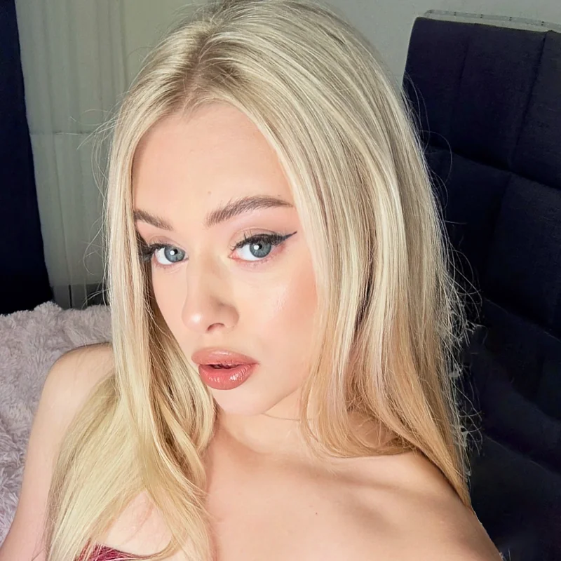Stefa Bliss Glamorous OnlyFans Creator Stefa Bliss OnlyFans Glamorous Creator