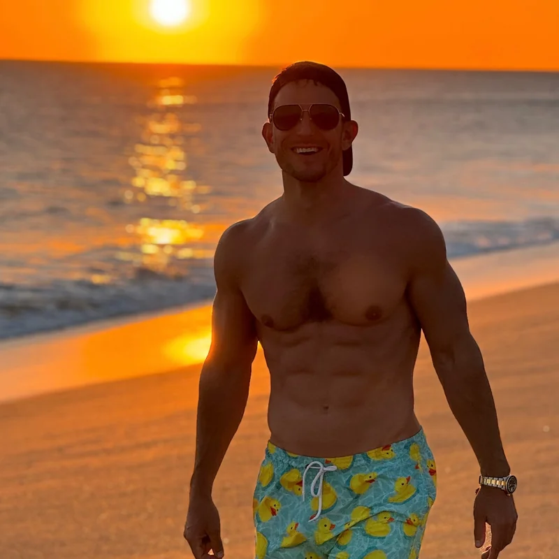 Str8 guys hunter OnlyFans Profile Str8 guys hunter OnlyFans creator featuring street pickups.