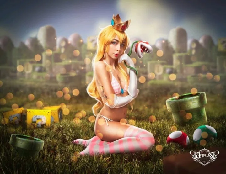 Succubuspeach OnlyFans Cosplay Creator