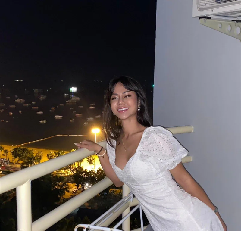 SugerBunnyxo OnlyFans creator with exclusive content
