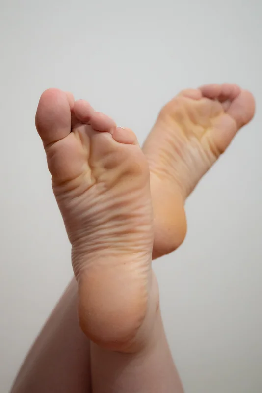 sugarfeethoneey OnlyFans Profile sugarfeethoneey OnlyFans creator showcasing feet