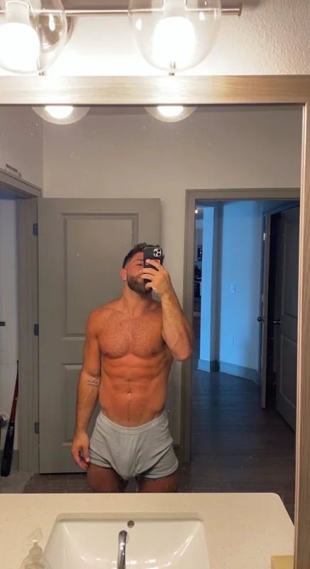 Swea2 OnlyFans Creator Swea2 OnlyFans creator with engaging content