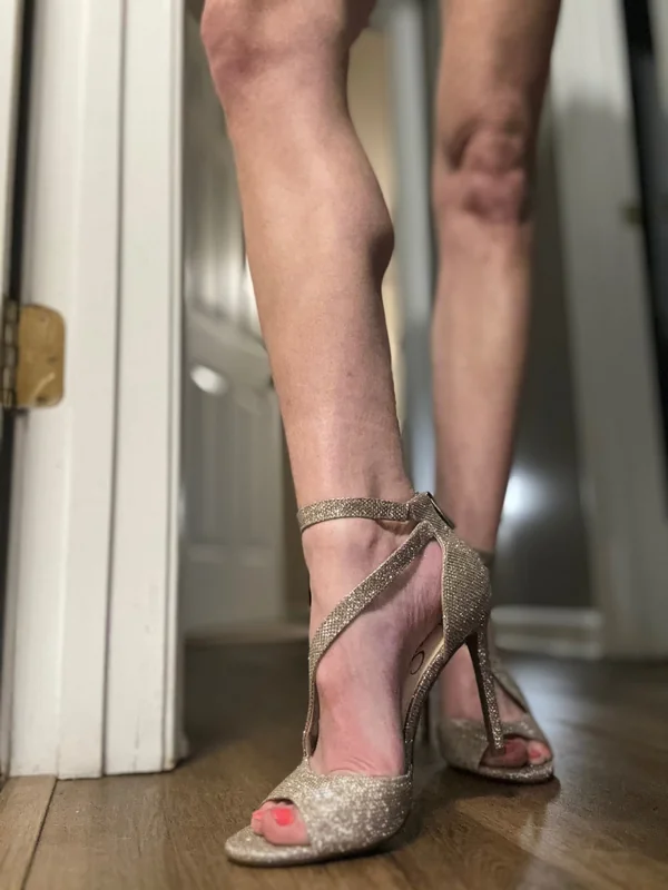 Sweetck222_vip OnlyFans Profile Sweetck222_vip OnlyFans creator with slim fit style