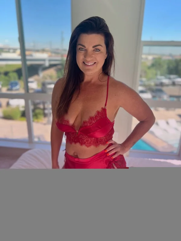 Swingerelle OnlyFans Brunette