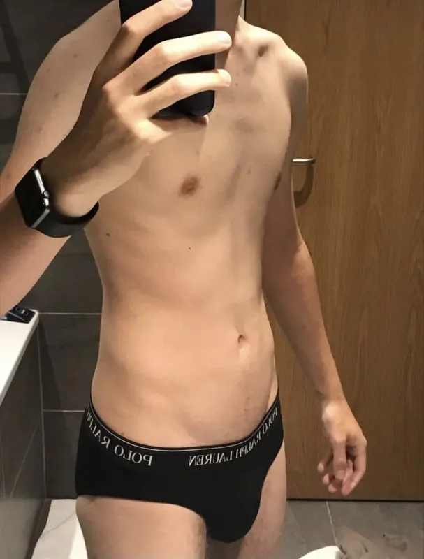SW London Boy OnlyFans creator with engaging content.