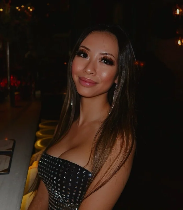 Sylvia Le Rêve petite asian - OnlyFans Creator Profile Picture