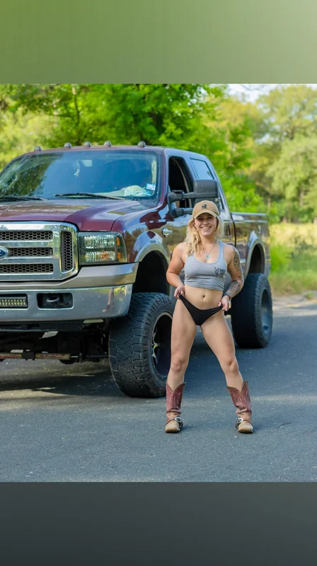 ‬ OnlyFans profile