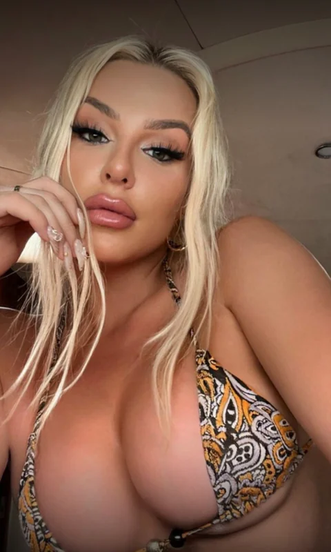 tanamongeau OnlyFans profile photo
