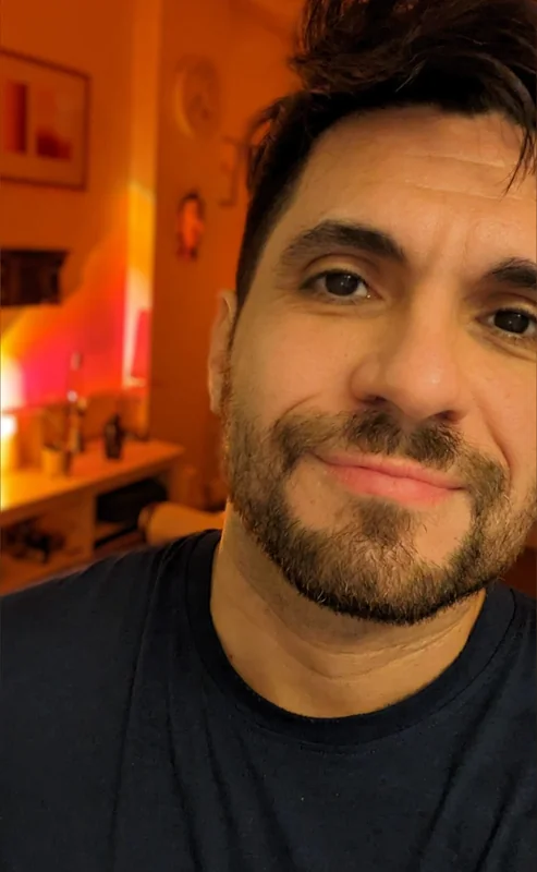 Artie OnlyFans creator and professional massage therapist